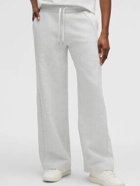 lululemon athletica Scuba Mid-Rise Wide-Leg Pant light gray